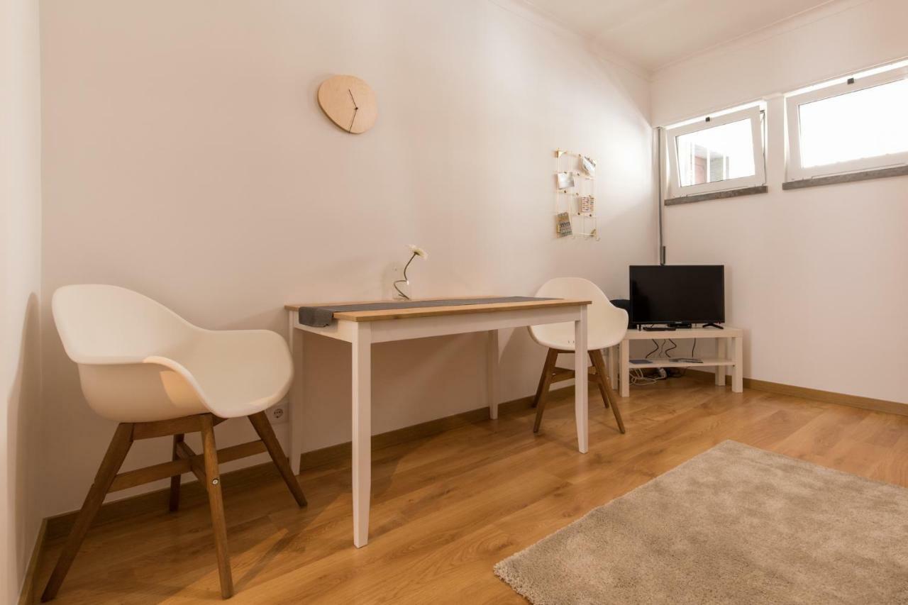 HomeySuite in Fontainhas Cascais Exterior foto
